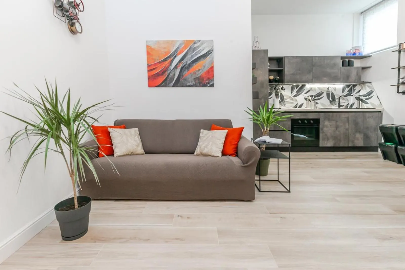 Urban Retreat Chic Industrial Loft In The Heart Of Milan Apartman