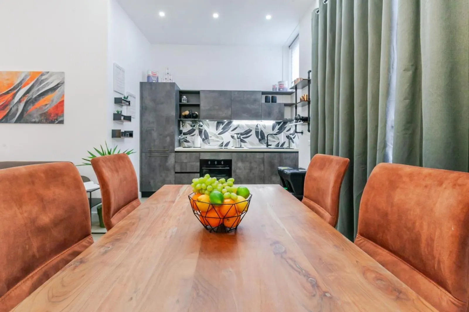 Urban Retreat Chic Industrial Loft In The Heart Of Milan 아파트