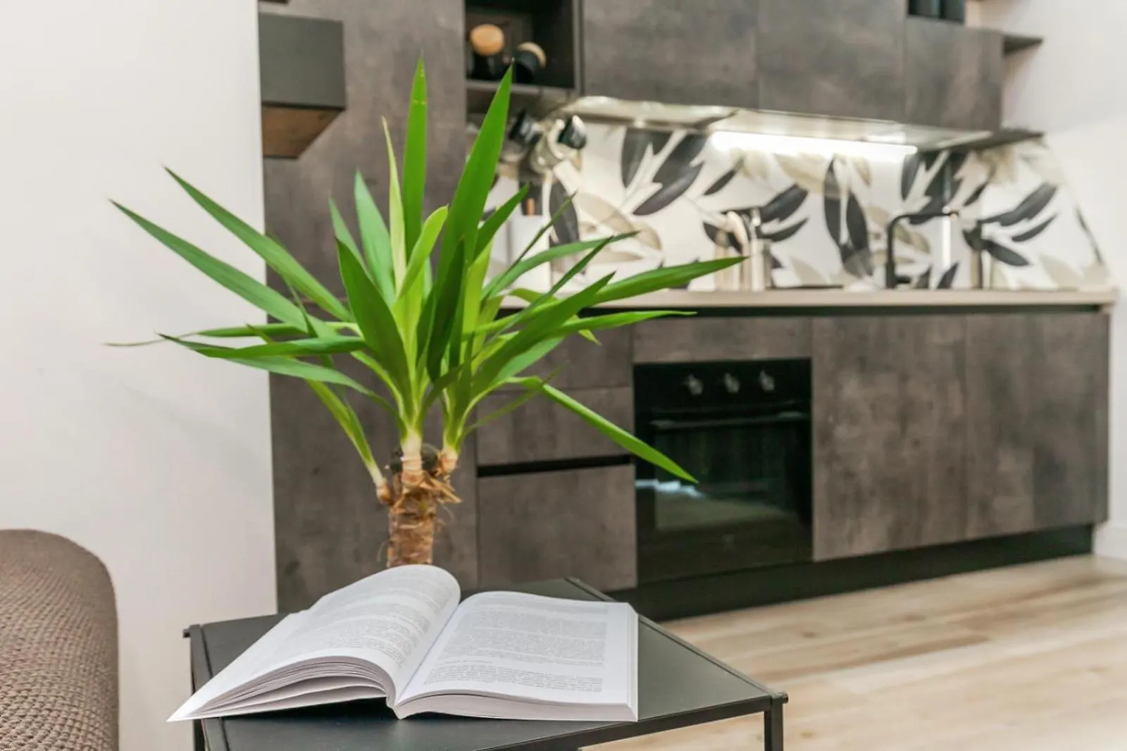 Urban Retreat Chic Industrial Loft In The Heart Of Milan 아파트
